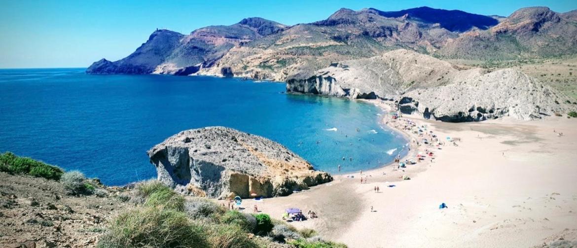 Bed and Breakfast Victoria loft Castell de Ferro Exterior foto